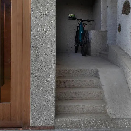 Ufogel Vakantiehuis